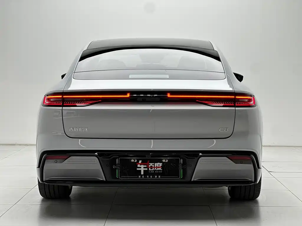 Geely Galaxy E8 2025 — фото 5