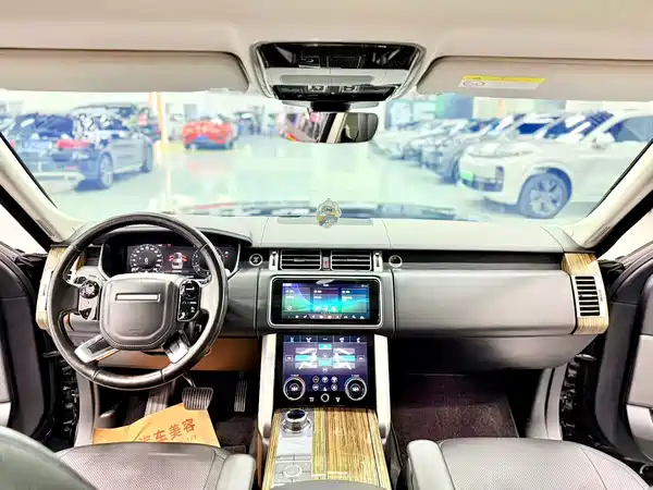 Land Rover Range Rover 2018