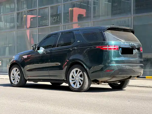 Land Rover Discovery 2018