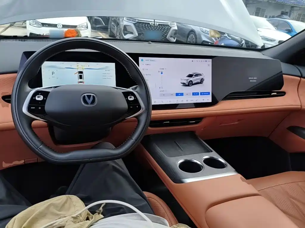 Changan CS75PLUS 2024 — фото 10