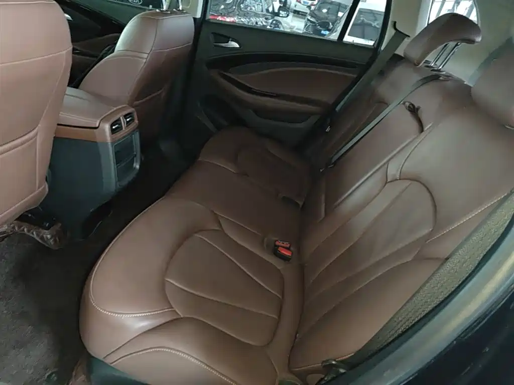 Buick Envision Plus 2021 — фото 17