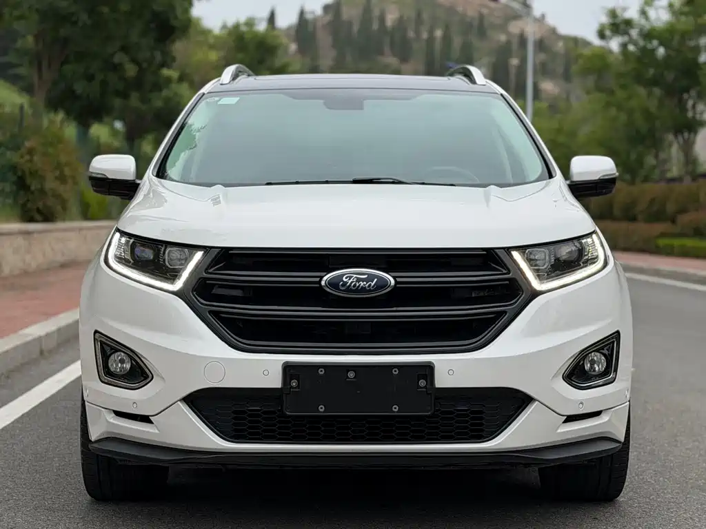 Ford Edge 2018 — фото 2
