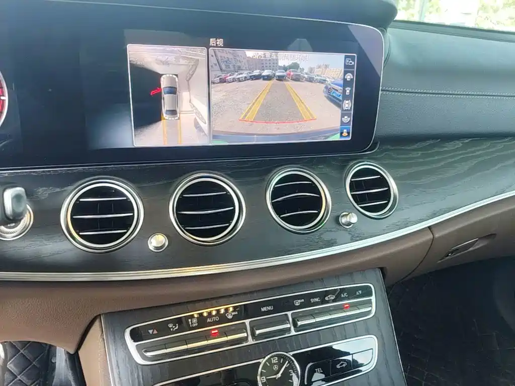 Mercedes-Benz E-Class 2020 — фото 13