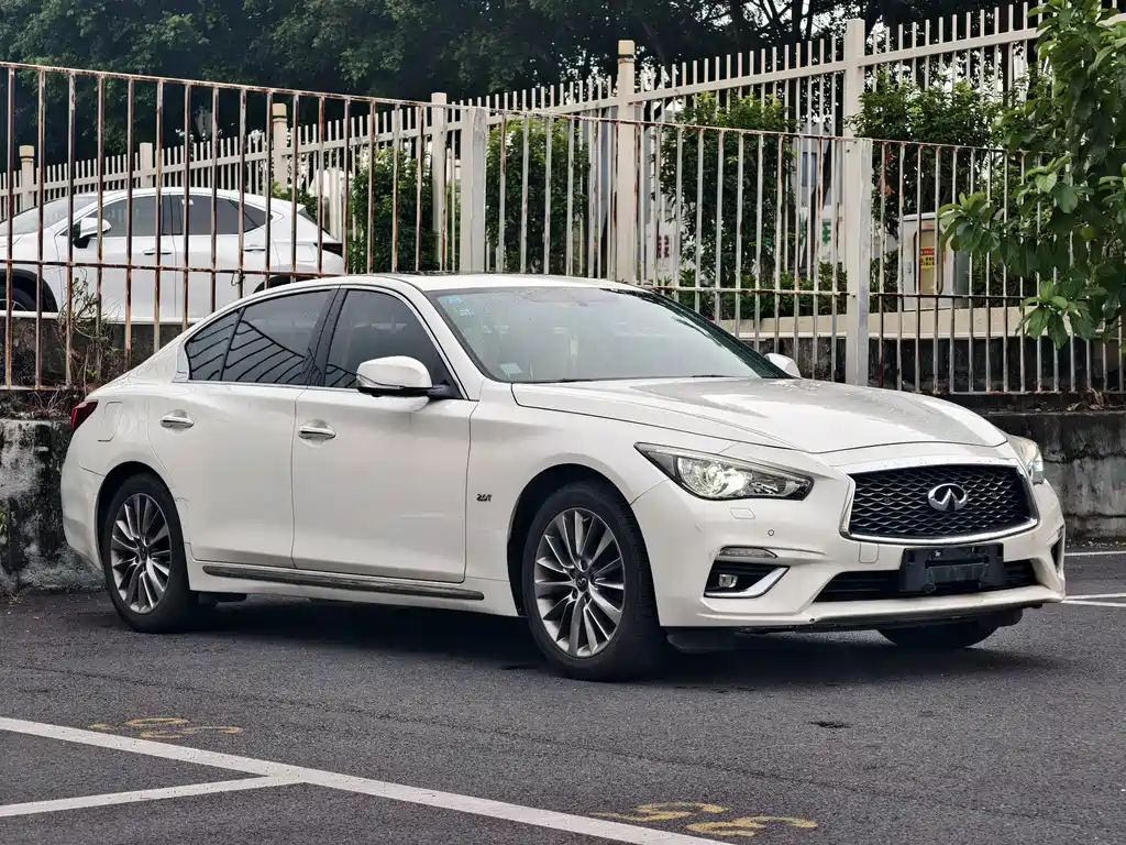 Infiniti Q50L 2019 — фото 2