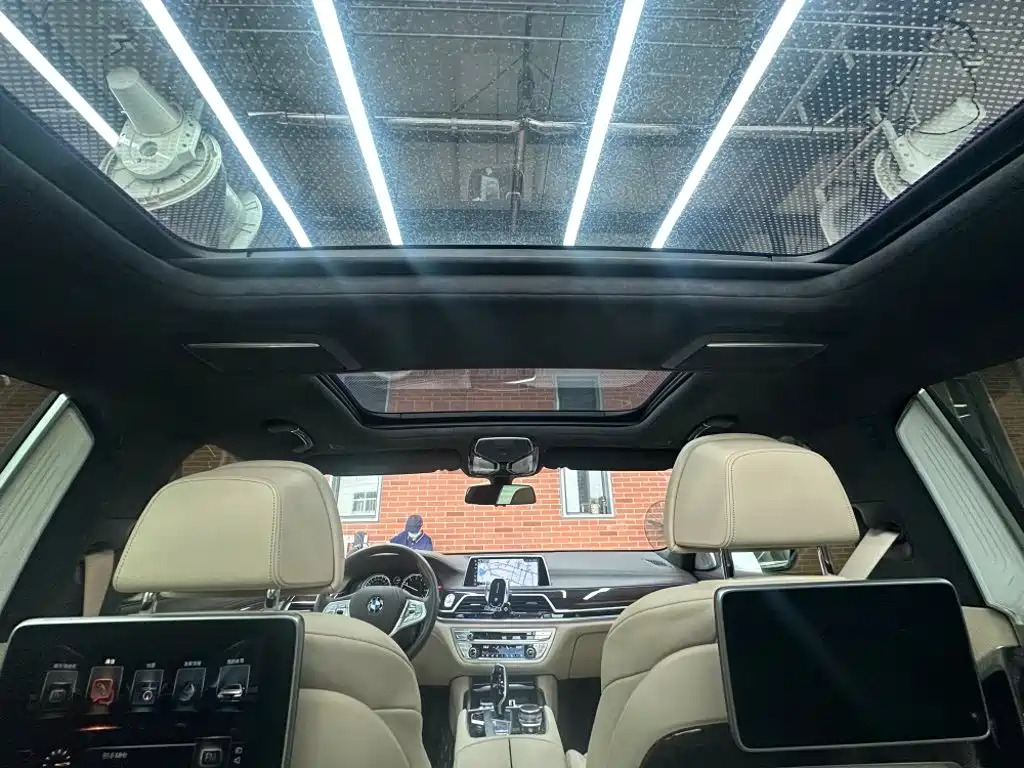 BMW 7 Series 2016