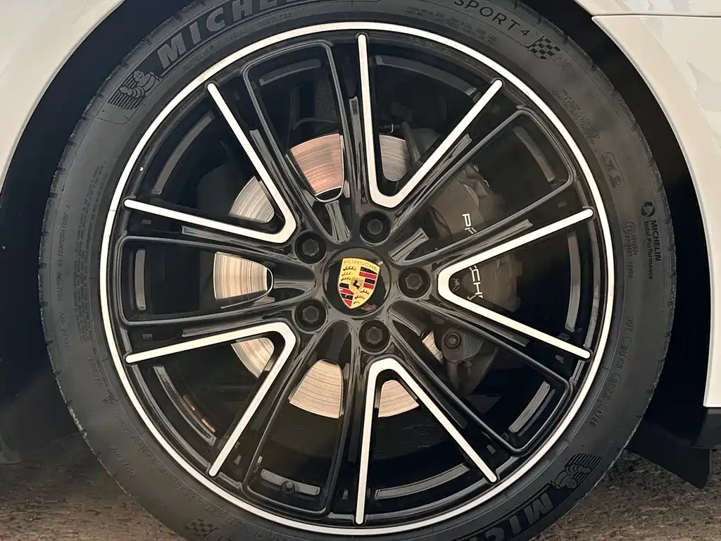 Porsche Panamera 2020 — фото 11