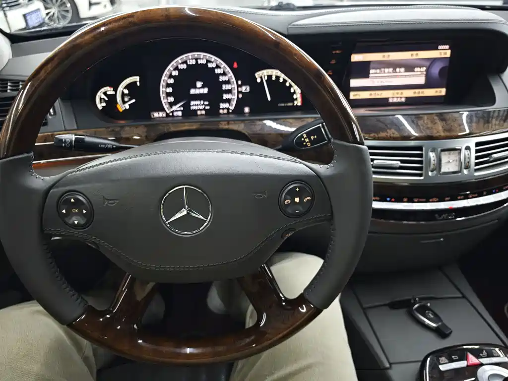 Mercedes-Benz S-Class 2007 — фото 14