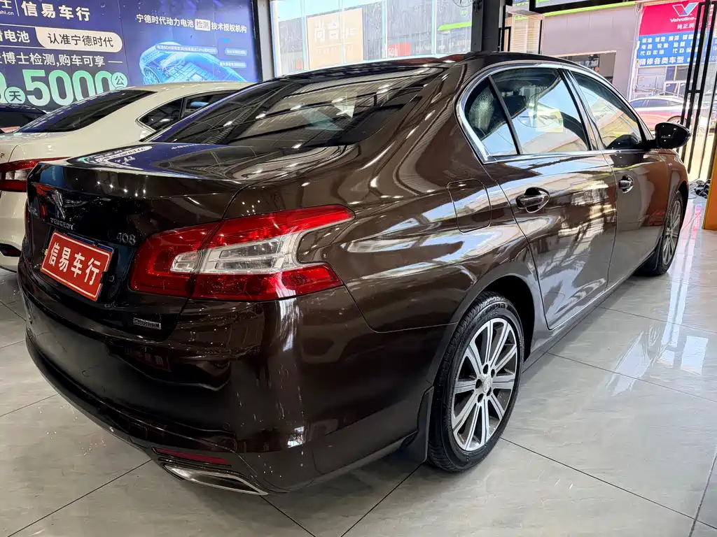 Peugeot 408 2018