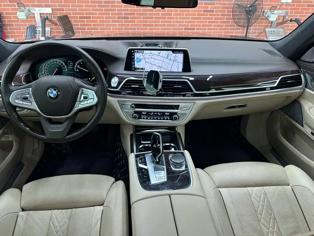 BMW 7 Series 2016