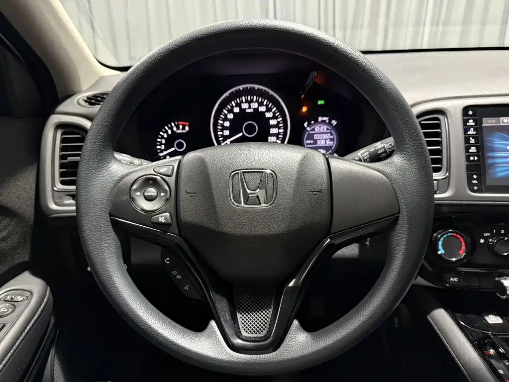 Honda Vezel 2022 — фото 11