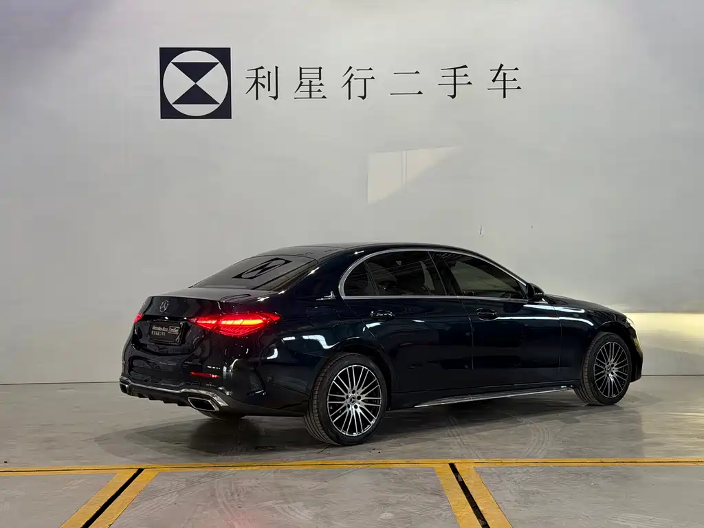 Mercedes-Benz C-Class 2023 — фото 18