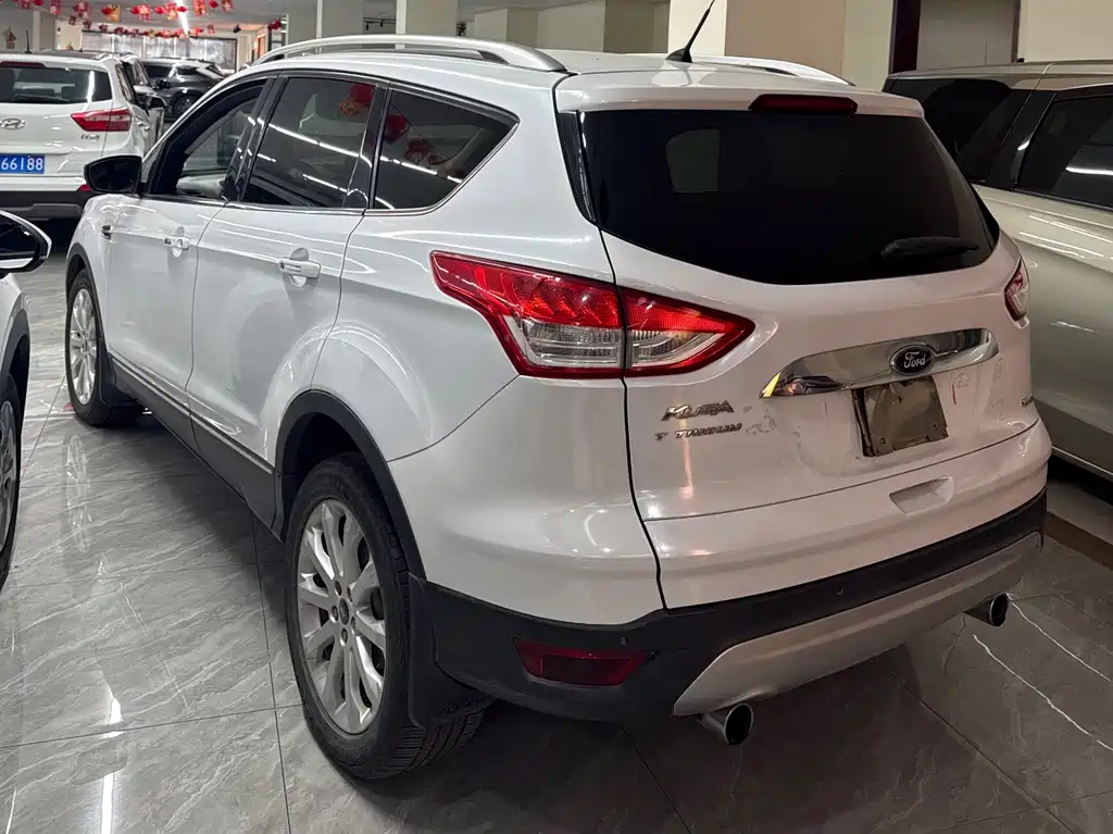 Ford Kuga 2015 — фото 6