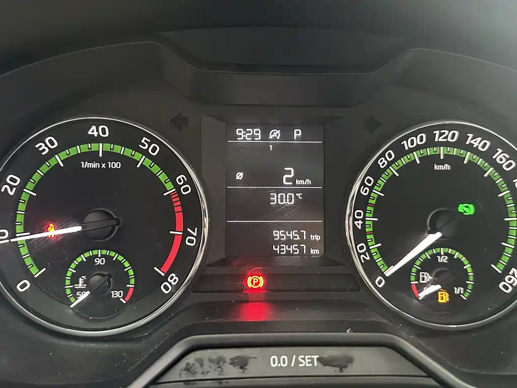 Skoda Octavia 2019 — фото 10