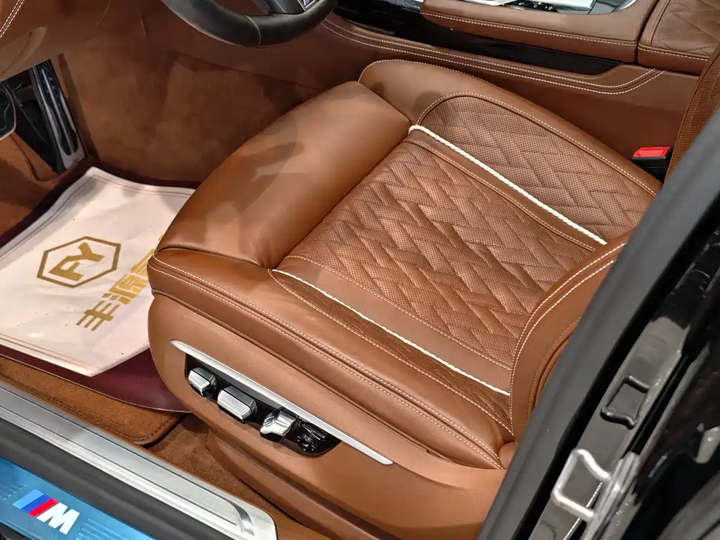 BMW 7 Series 2021