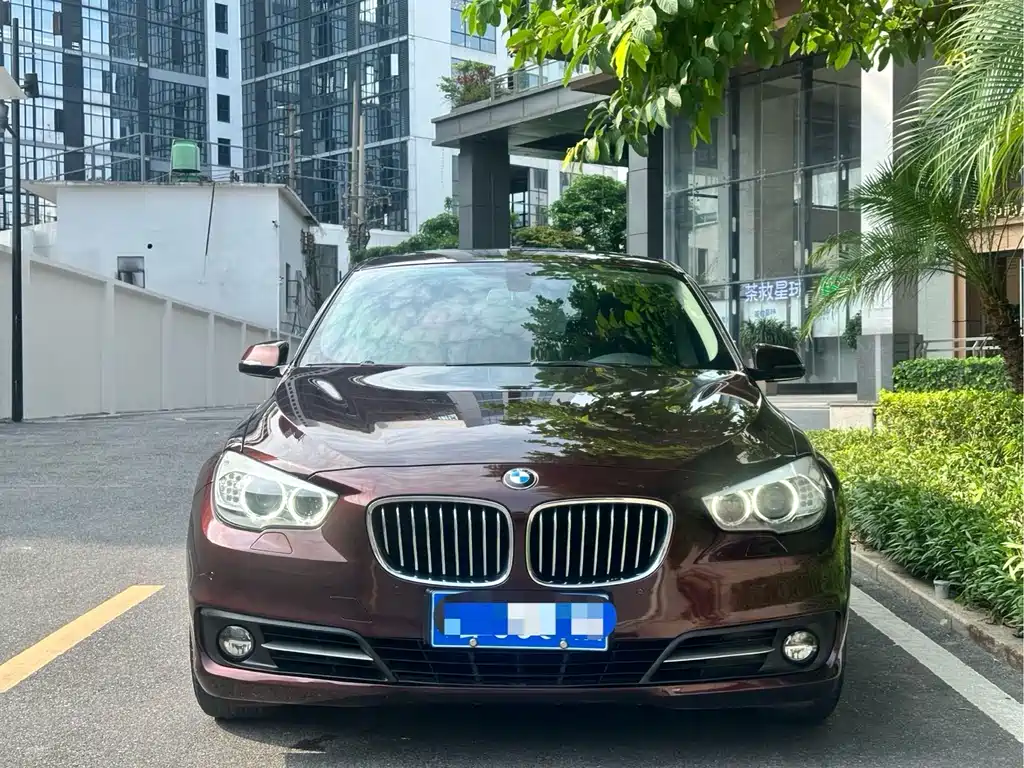 BMW 5 Series GT 2015