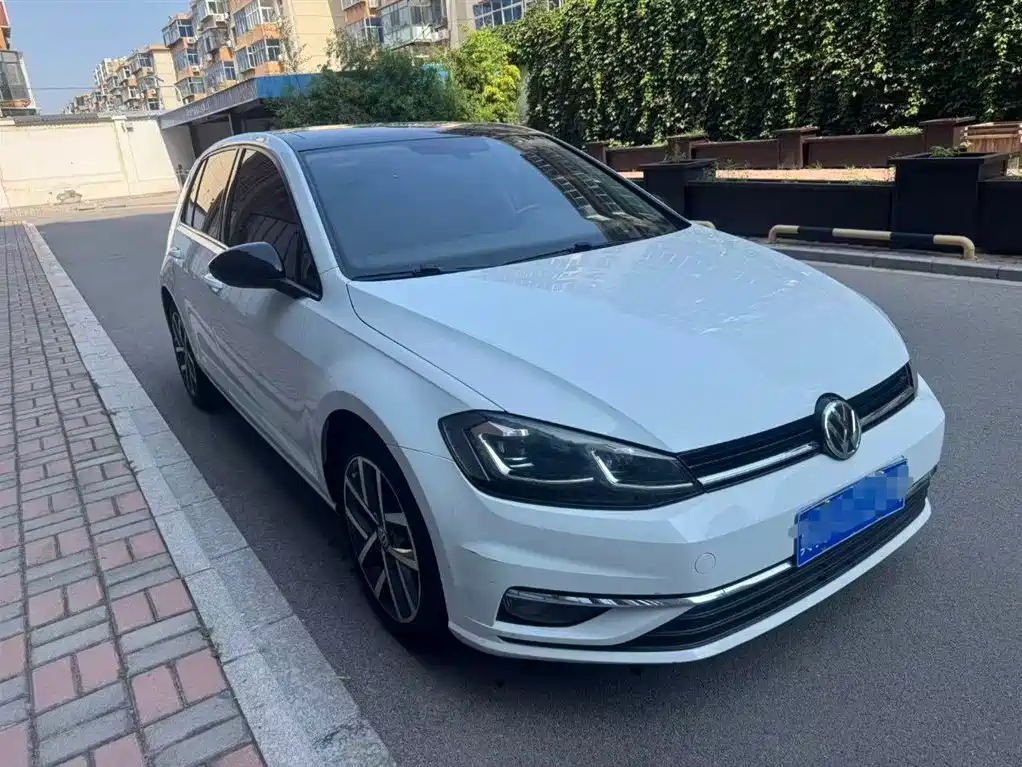Volkswagen Golf 2020