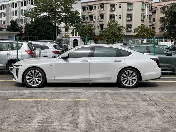 Cadillac CT6 2024