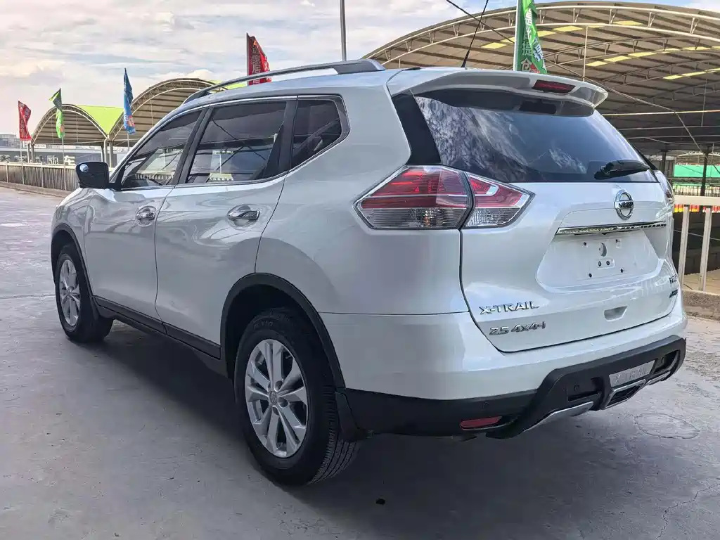 Nissan X-Trail 2016