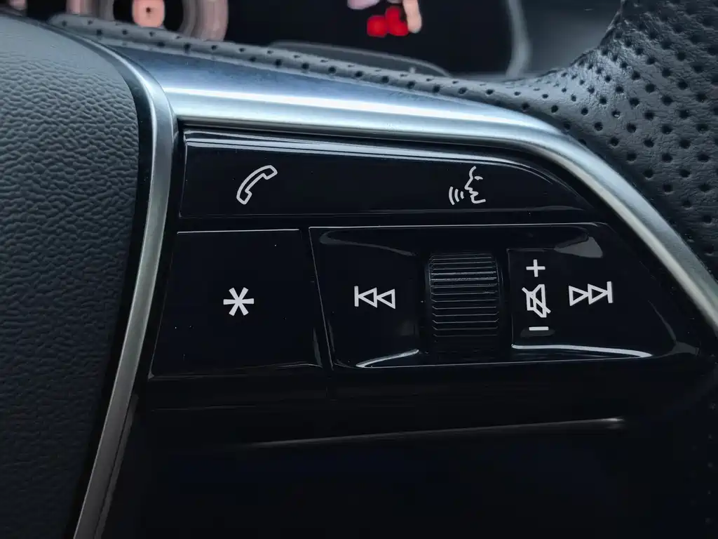 Audi A6L 2022 — фото 25