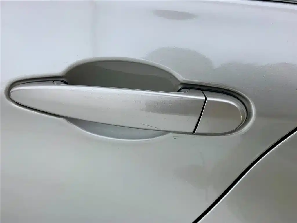 BMW 3 Series 2018 — фото 30