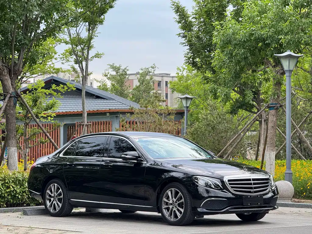 Mercedes-Benz E-Class 2019 — фото 3