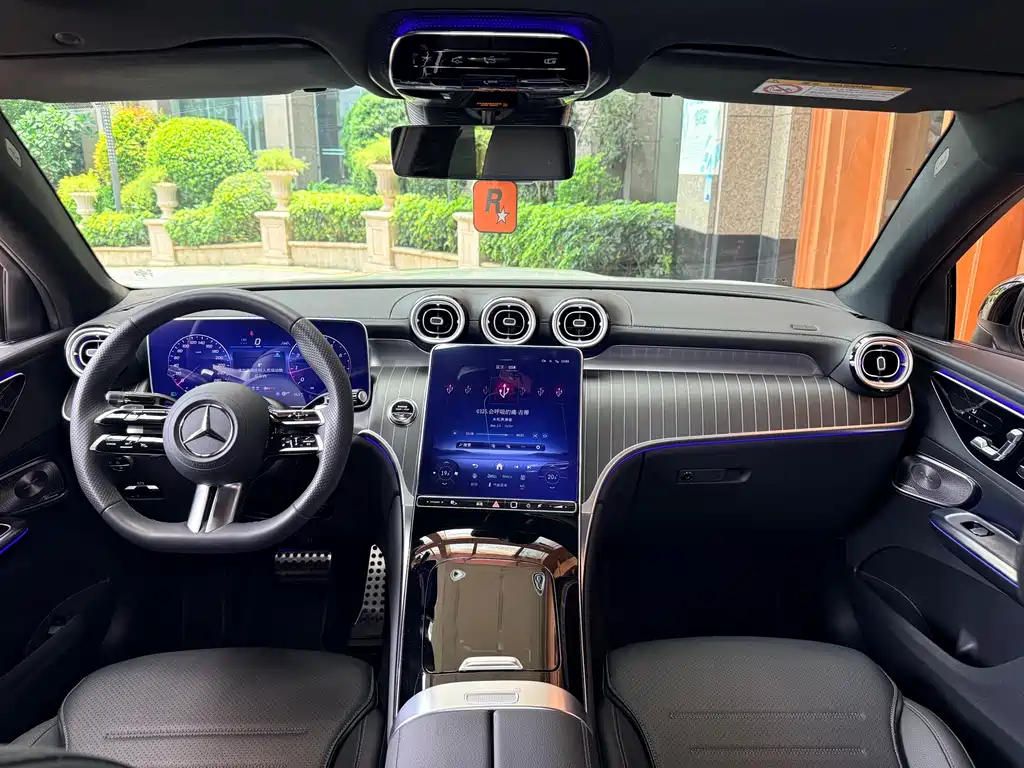 Mercedes-Benz GLC Coupe 2025 — фото 13