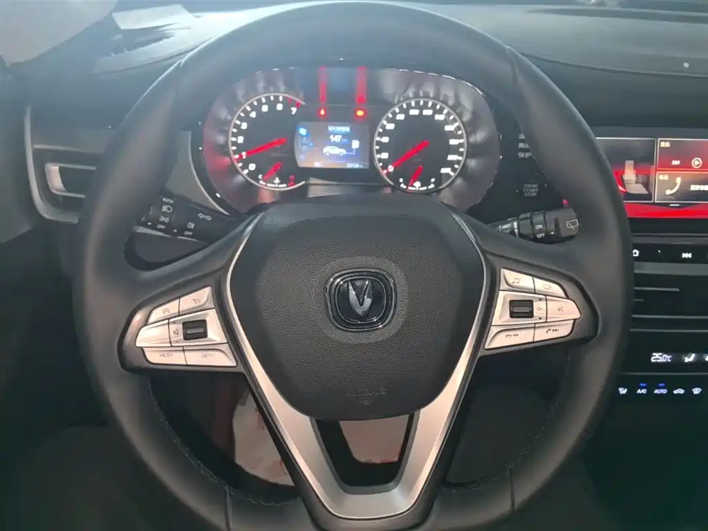 Changan CS35PLUS 2020 — фото 11