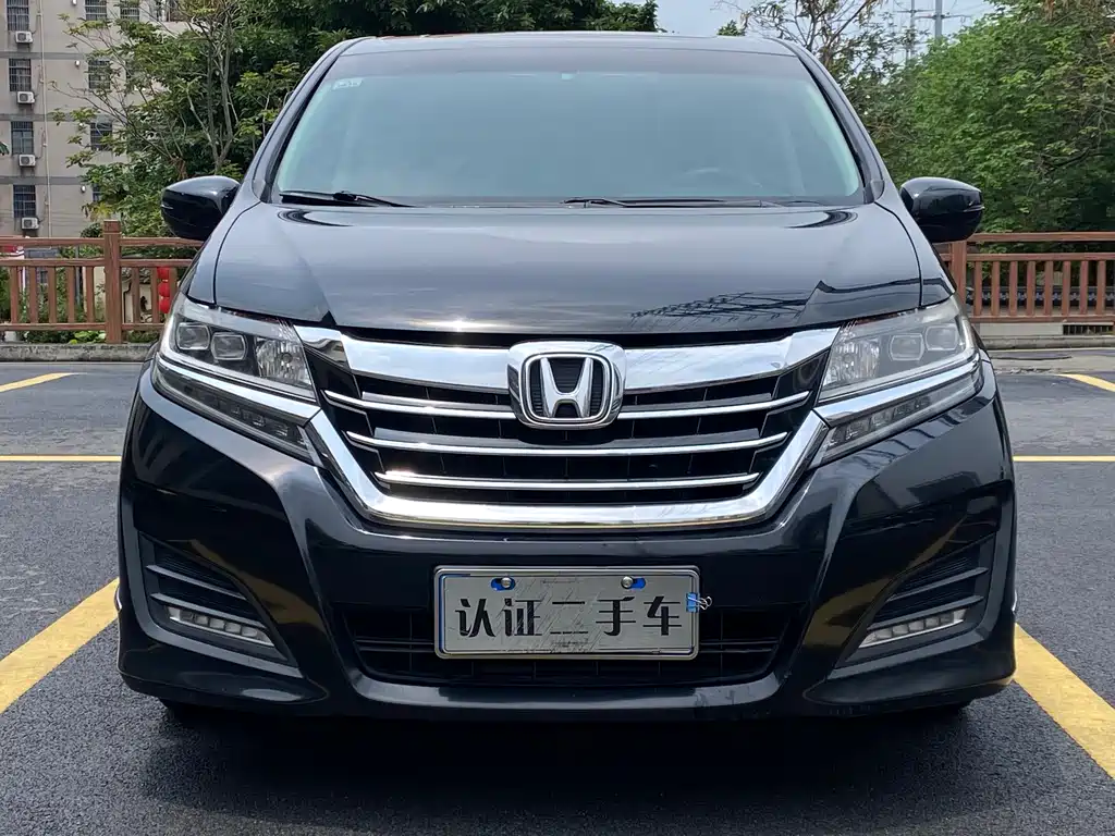 Honda Elysion 2018 — фото 2