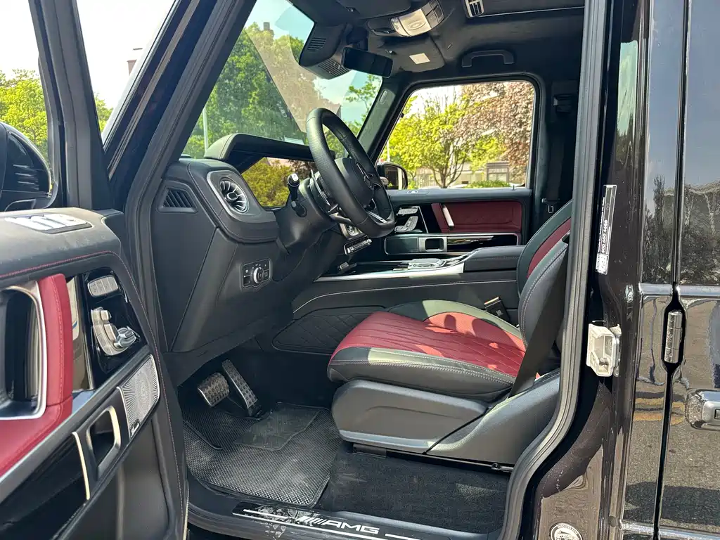 Mercedes-Benz G-Class AMG 2025 — фото 4