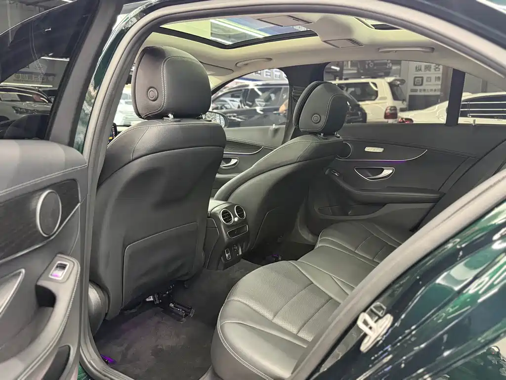 Mercedes-Benz C-Class 2020 — фото 25