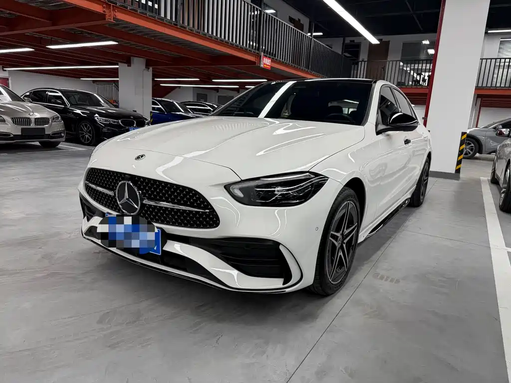 Mercedes-Benz C-Class 2024