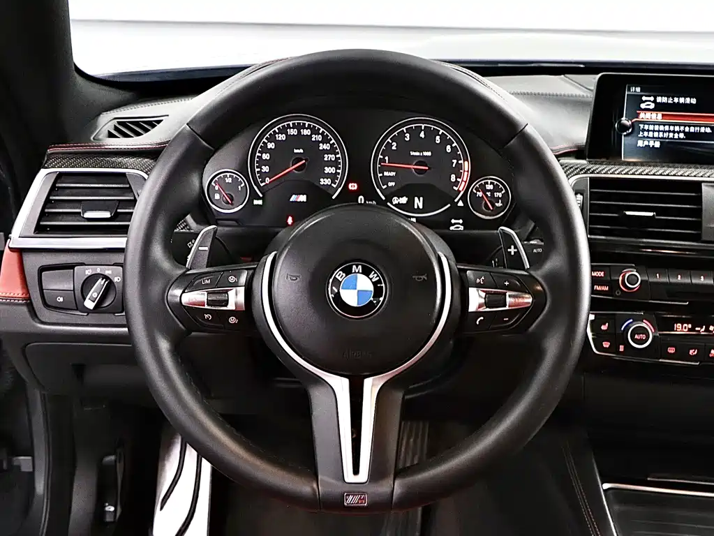 BMW M4 2017 — фото 10