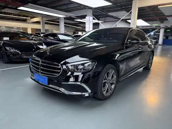 Mercedes-Benz E-Class 2023