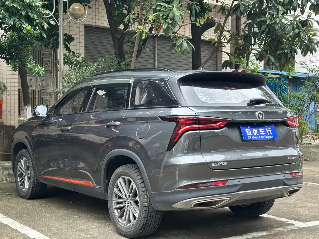 Changan CS75 PLUS 2021 — фото 4