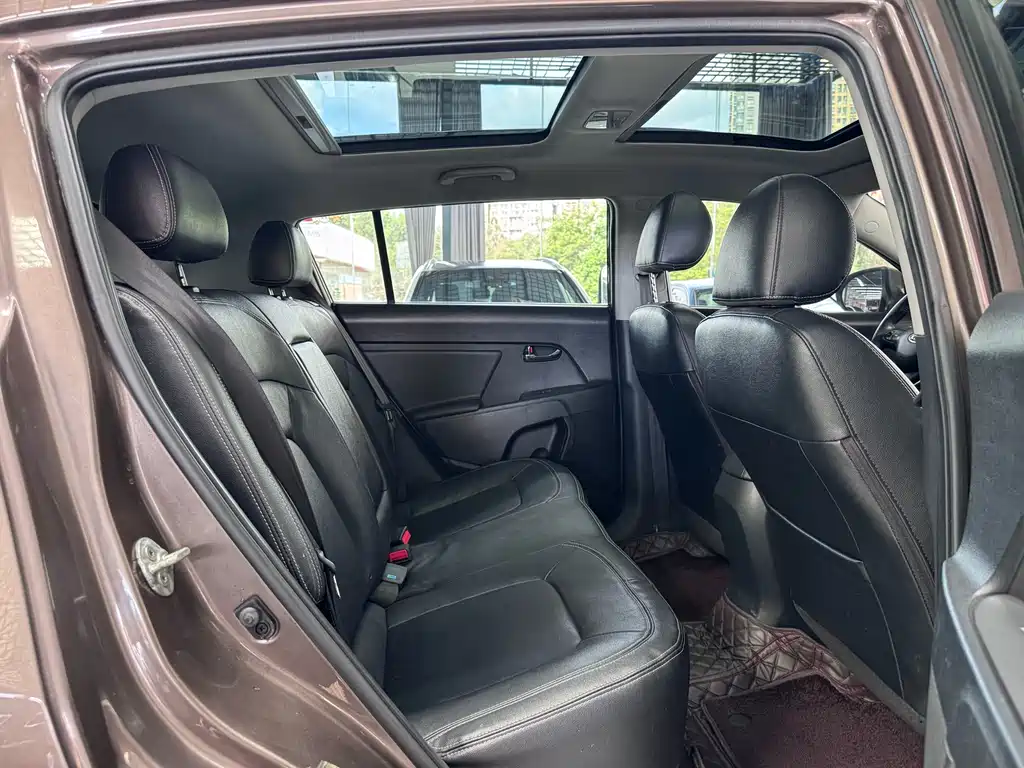 Kia Sportage 2012 — фото 20