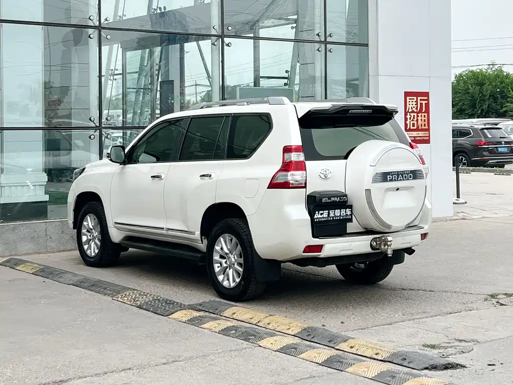 Toyota Prado 2018 — фото 6