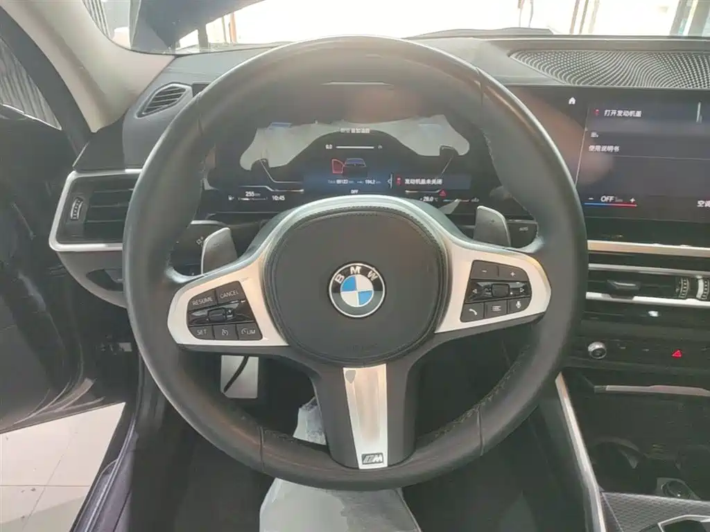 BMW 3 Series 2023 — фото 11