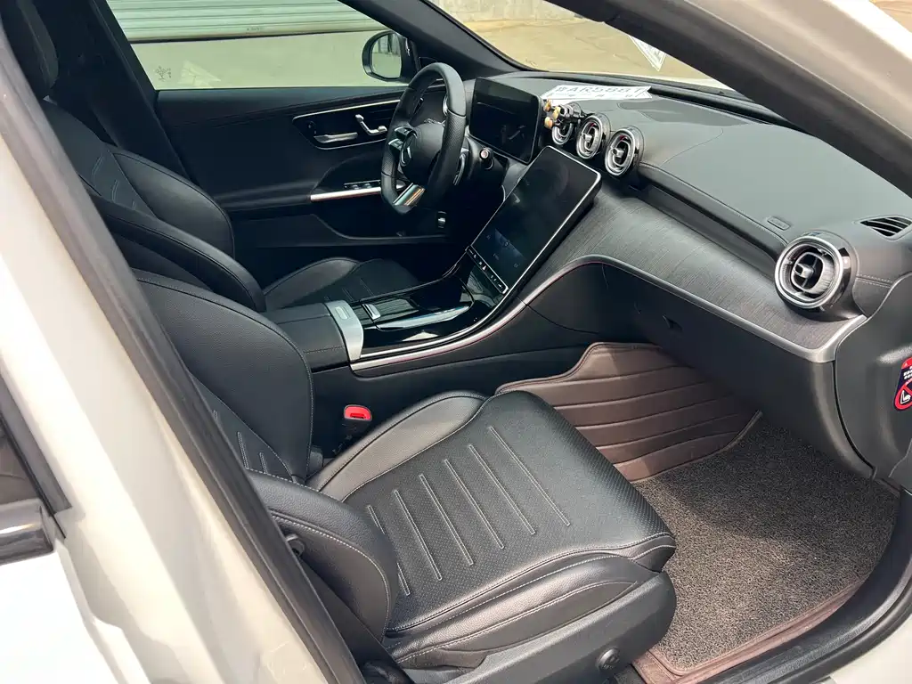 Mercedes-Benz C-Class 2022 — фото 7