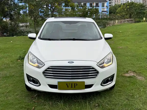 Ford Escort 2017