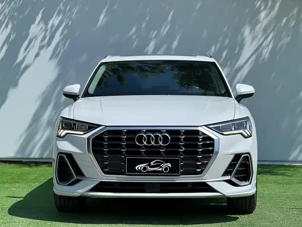 Audi Q3 2021