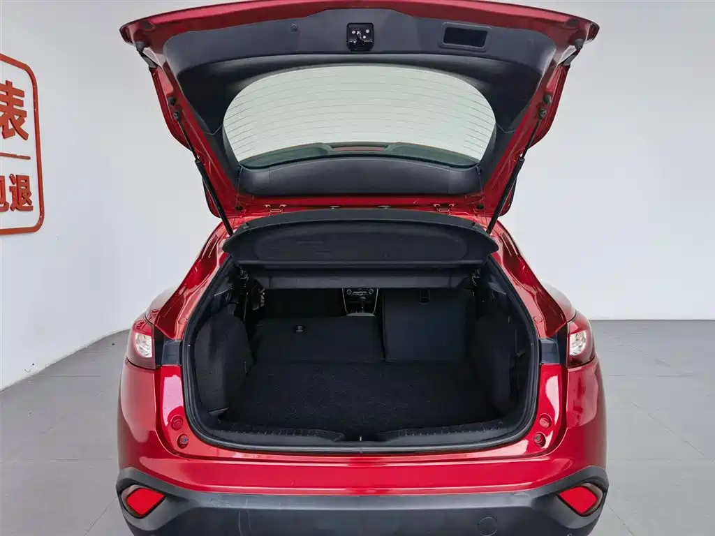 Mazda CX-4 2017 — фото 16