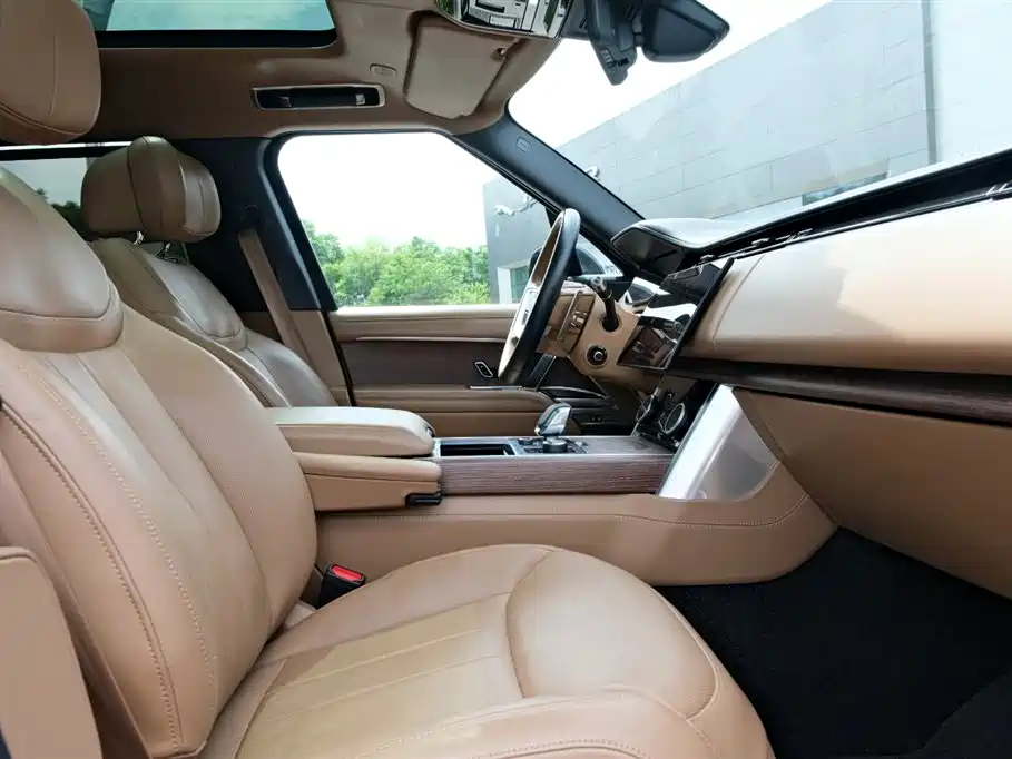 Land Rover Range Rover 2022 — фото 10