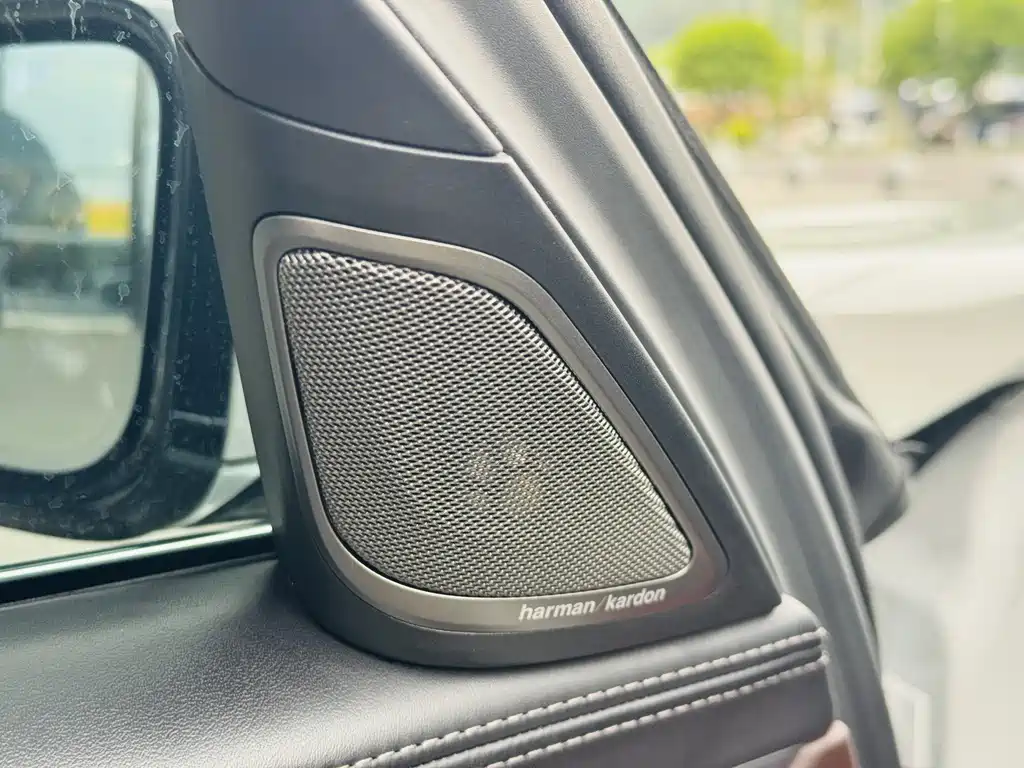 BMW 7 Series 2022 — фото 18
