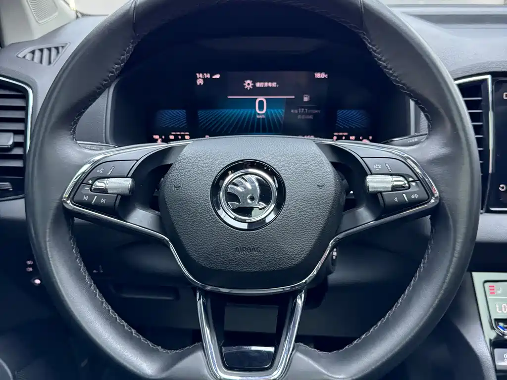 Skoda Karoq 2022 — фото 16
