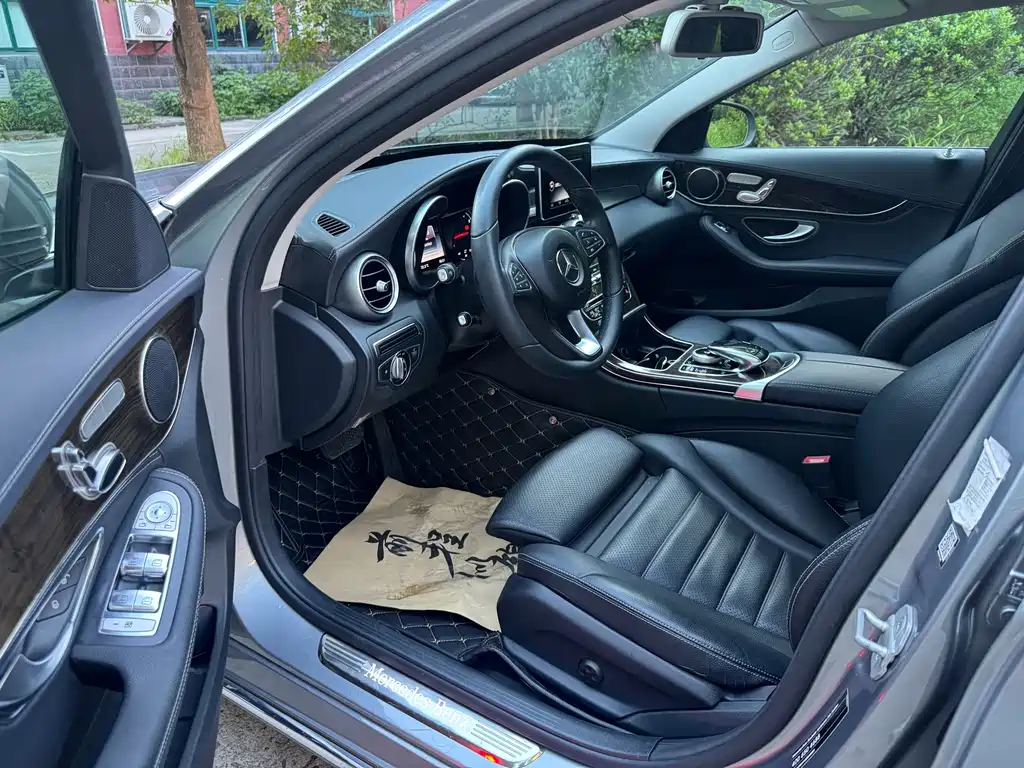 Mercedes-Benz C-Class 2015
