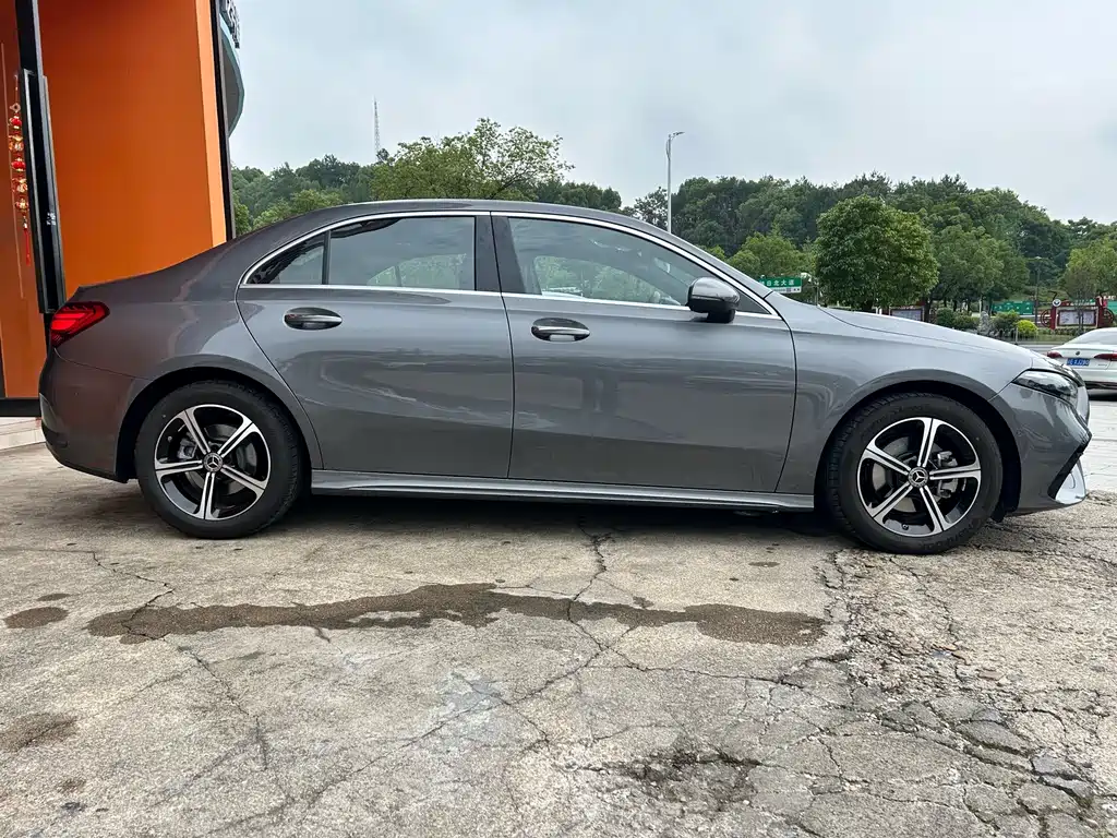 Mercedes-Benz A-Class 2025 — фото 14