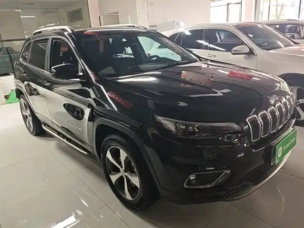 Jeep Cherokee 2019