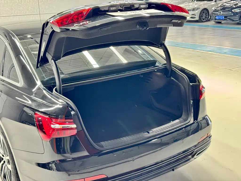 Audi A6L 2019 — фото 34