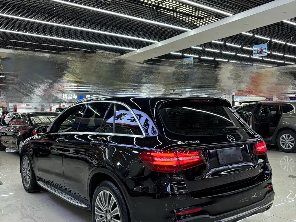 Mercedes-Benz GLC 2016 — фото 9