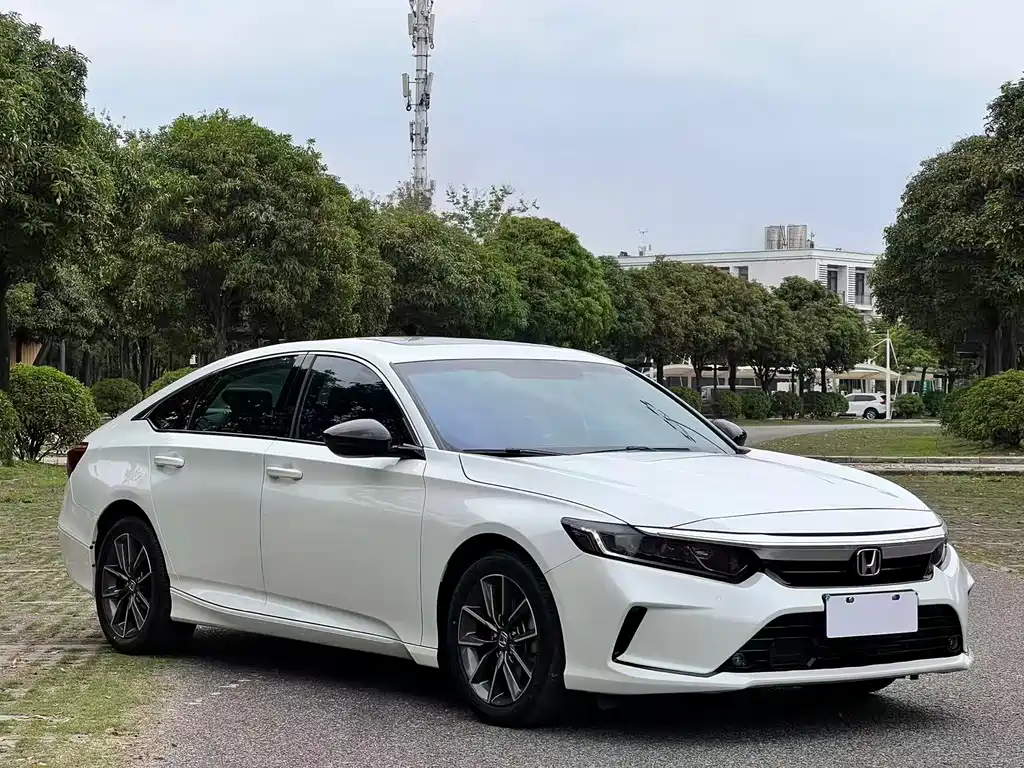 Honda Inspire 2022 — фото 3